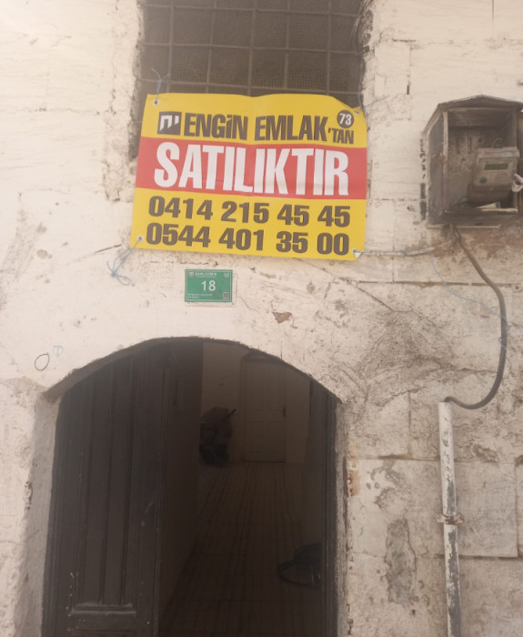 SATILIK AVLULU KARGİR EV